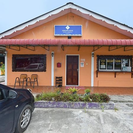 Oyo 90561 Awan Biru Motel Пантай-Ченанг Екстер'єр фото